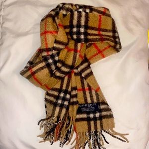 Burberry Novacheck Cashmere Scarf